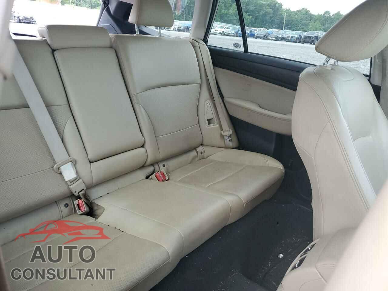 SUBARU OUTBACK 2017 - 4S4BSANC2H3258151