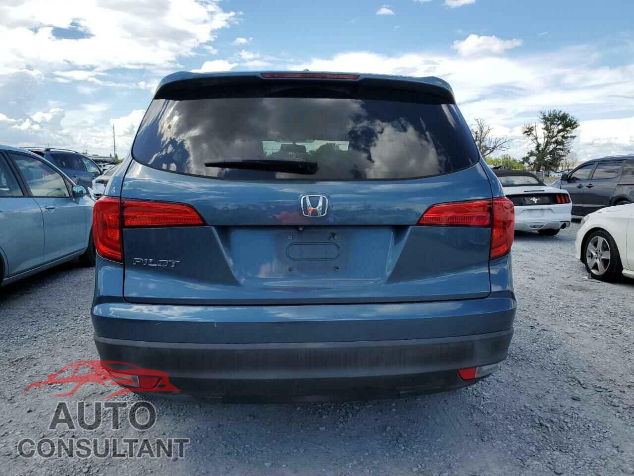 HONDA PILOT 2018 - 5FNYF5H50JB031816