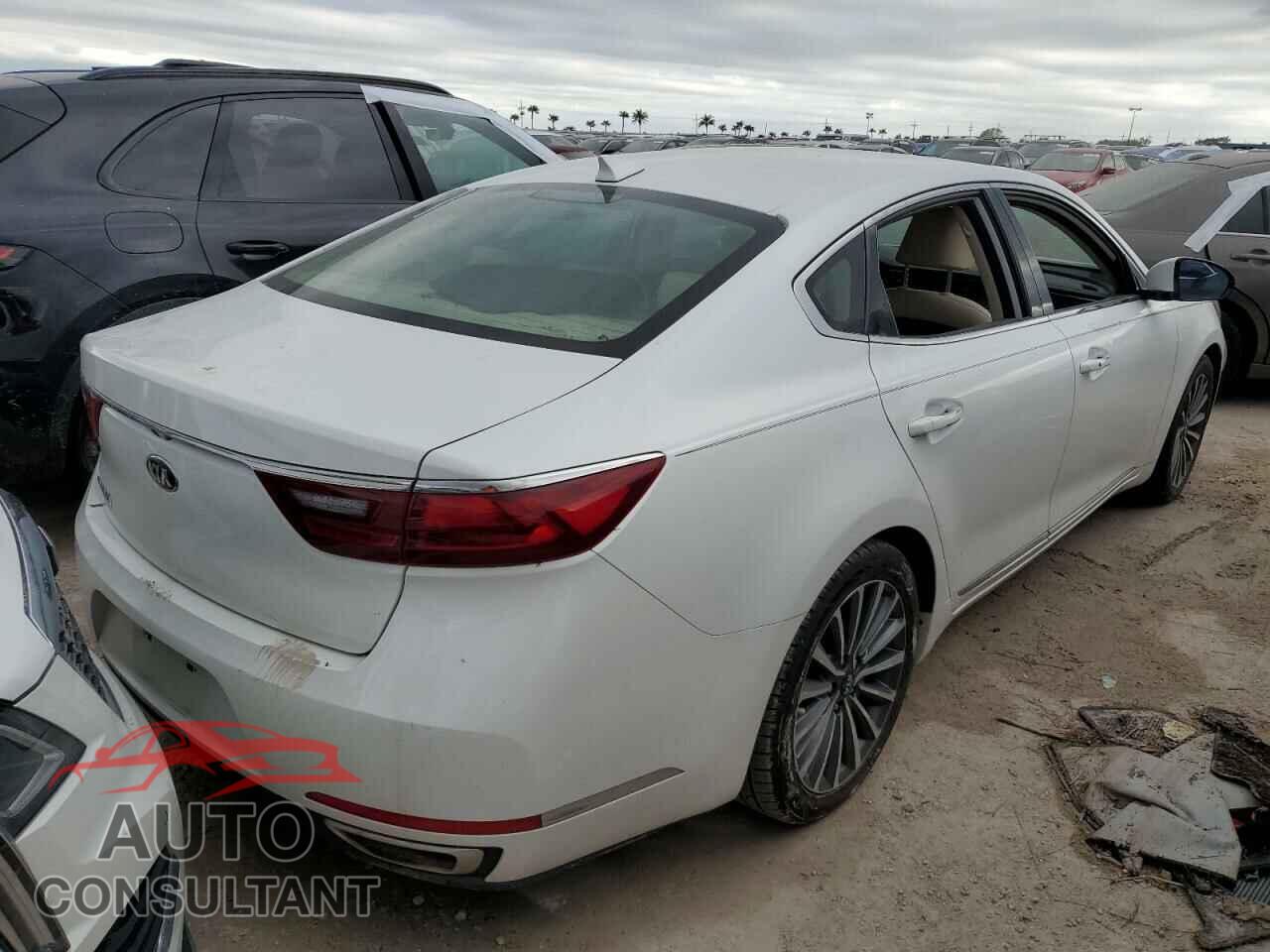 KIA CADENZA 2017 - KNALB4J10H5072897