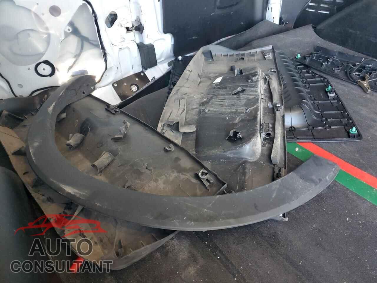 FORD TRANSIT 2023 - 1FTYE1C82PKB53554