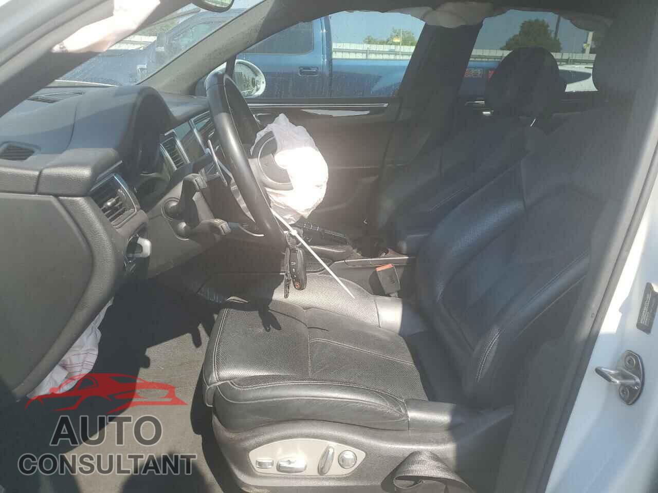 PORSCHE MACAN 2017 - WP1AA2A58HLB83955