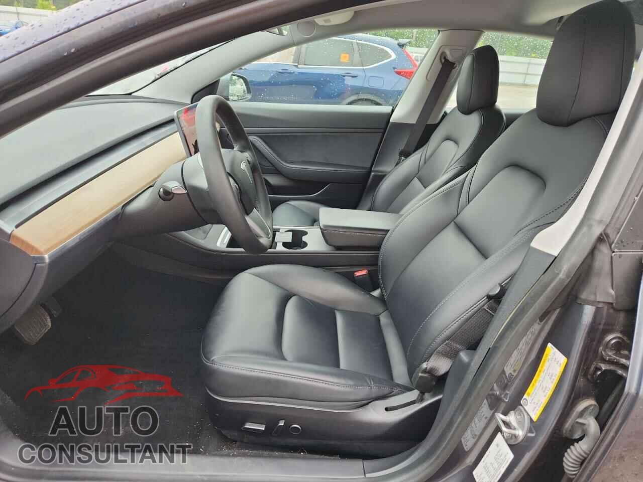 TESLA MODEL 3 2021 - 5YJ3E1EA8MF854053