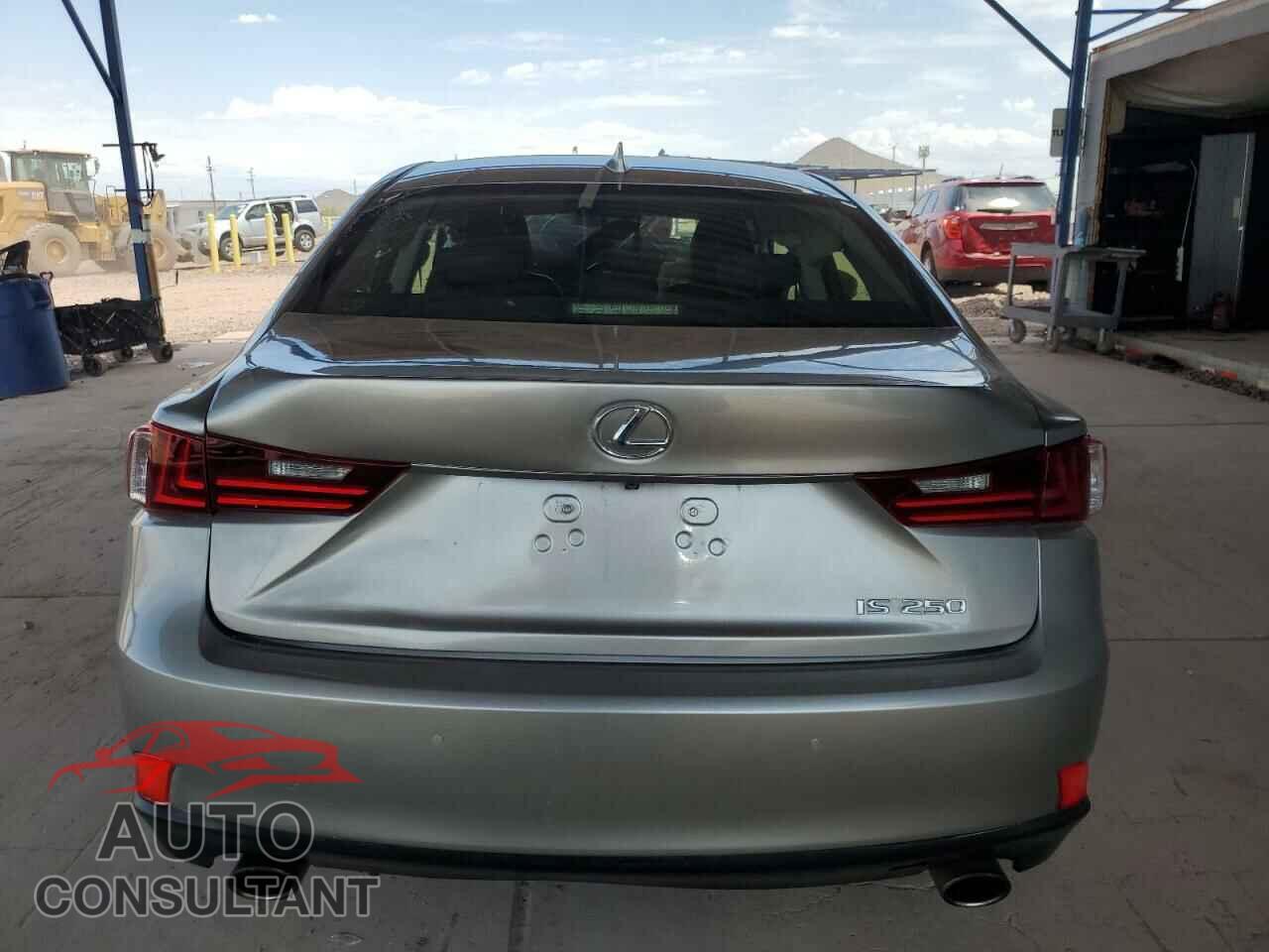 LEXUS IS 2014 - JTHBF1D29E5004226