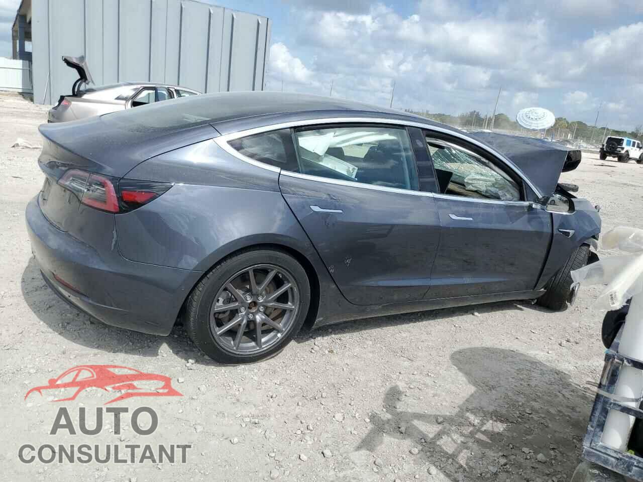 TESLA MODEL 3 2018 - 5YJ3E1EB4JF114391