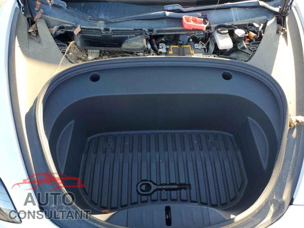 TESLA MODEL 3 2021 - 5YJ3E1EA2MF051643