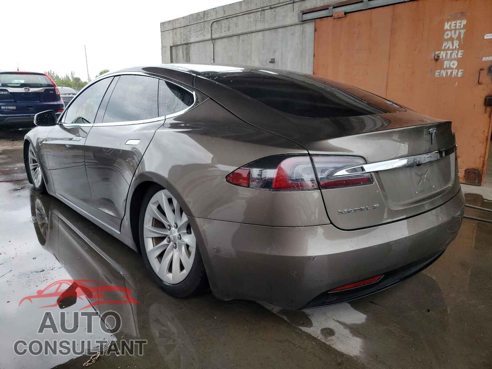 TESLA MODEL S 2016 - 5YJSA1E22GF142593