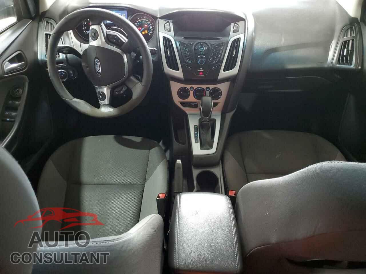 FORD FOCUS 2012 - 1FAHP3K22CL425842