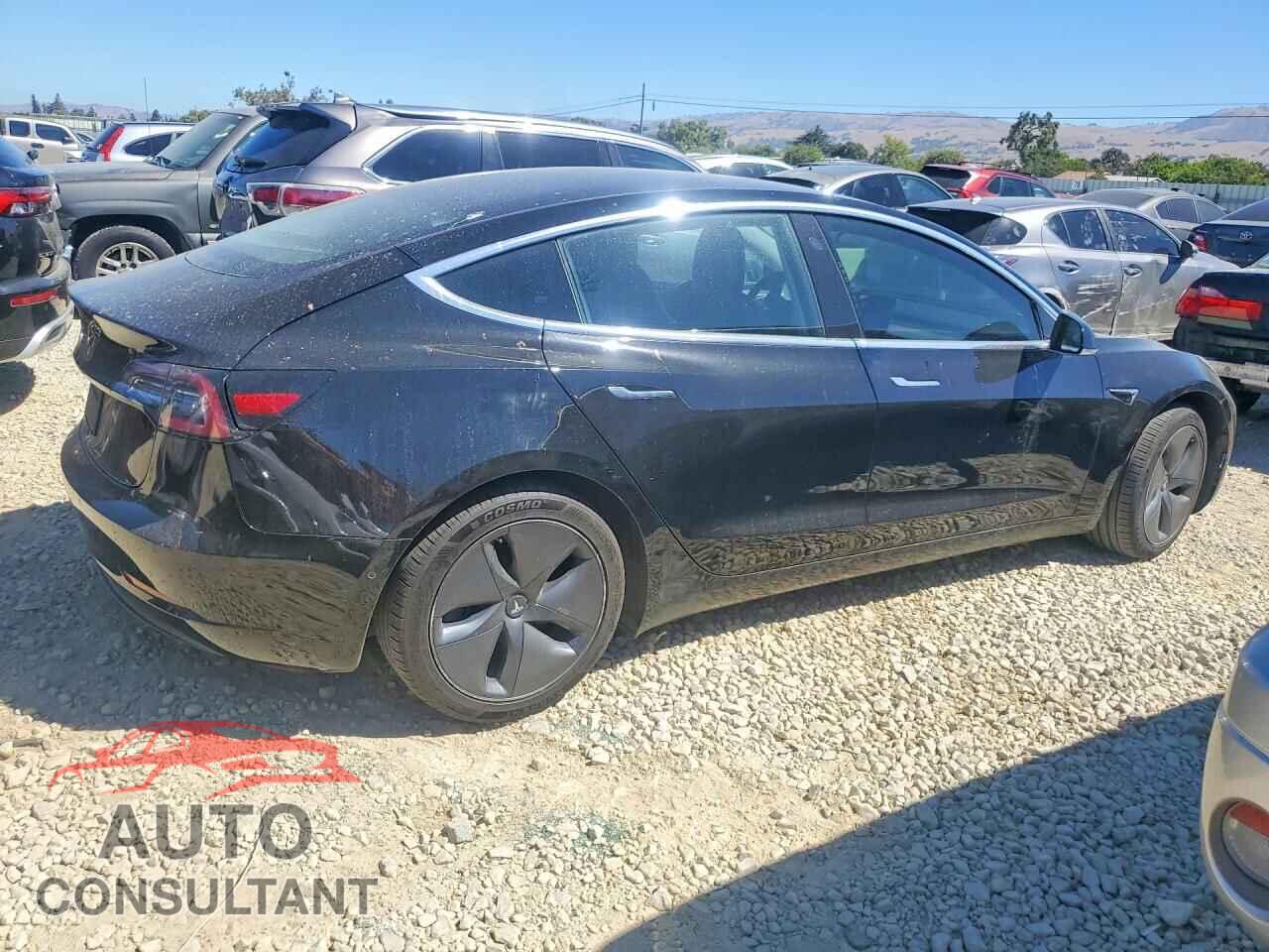 TESLA MODEL 3 2019 - 5YJ3E1EB4KF384884
