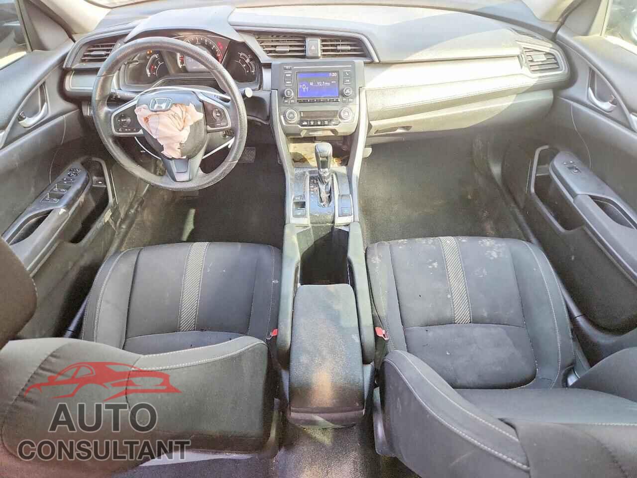 HONDA CIVIC 2017 - 2HGFC2F58HH507379
