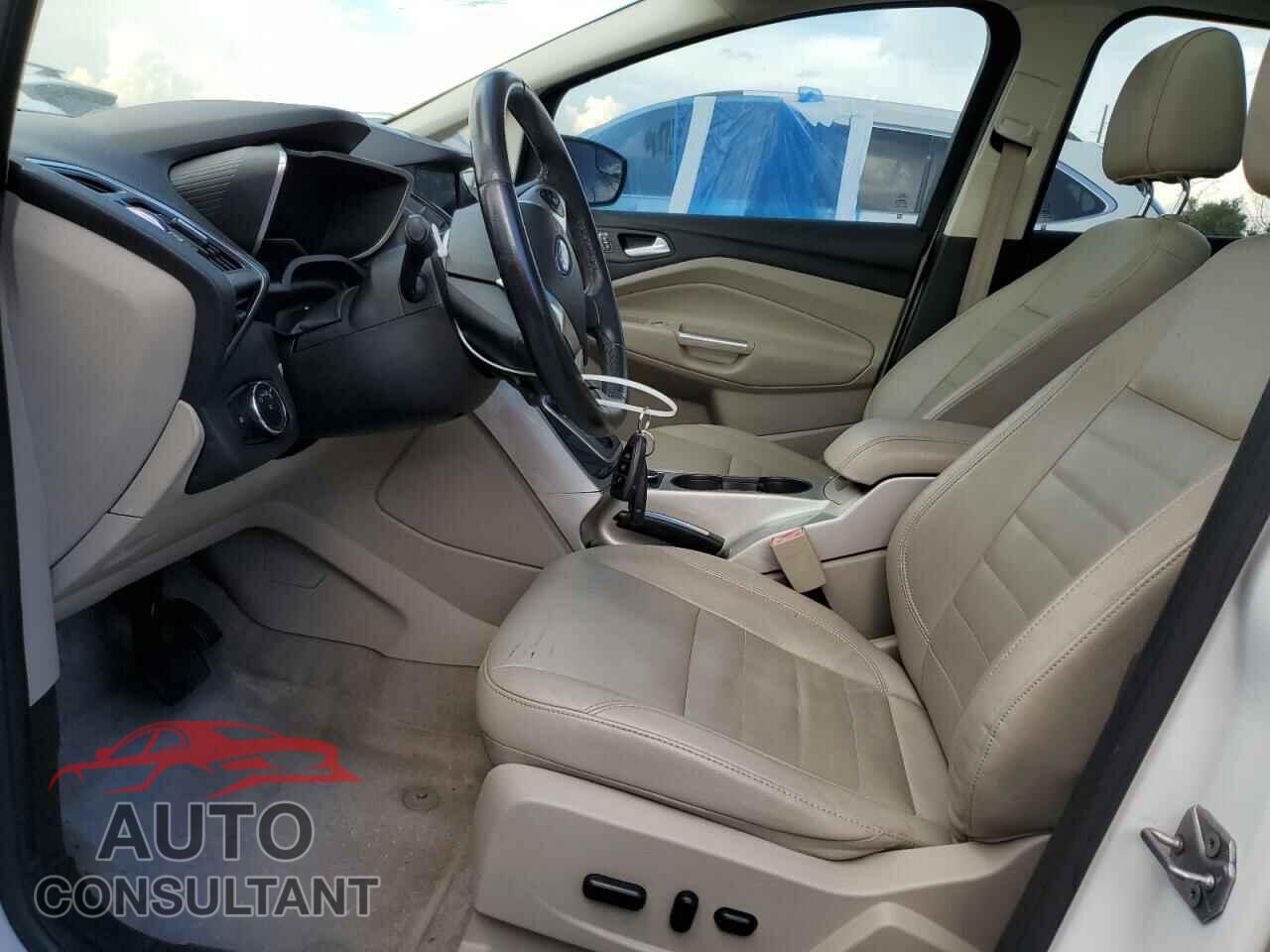 FORD CMAX 2013 - 1FADP5BU2DL535755