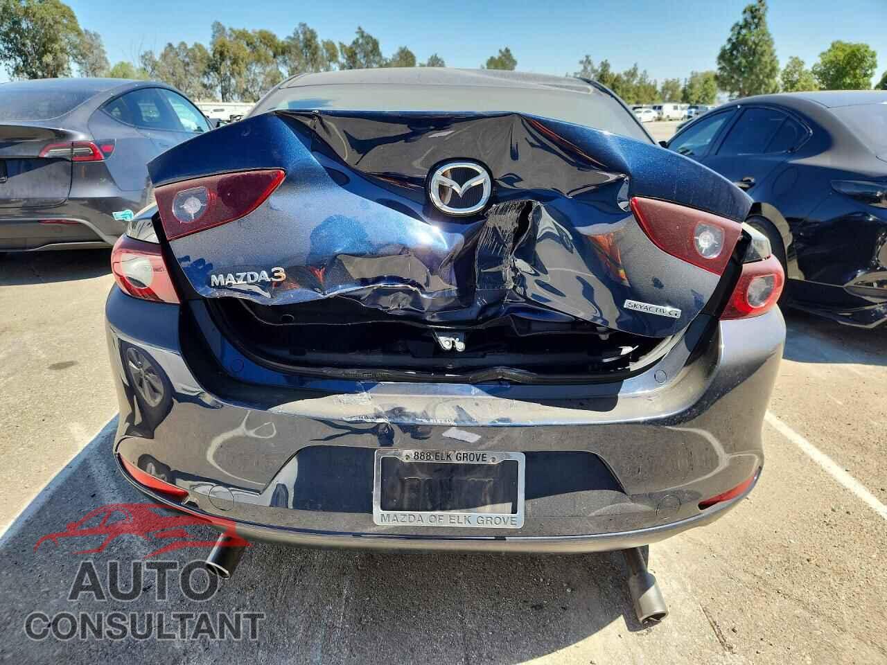 MAZDA 3 2023 - 3MZBPACM1PM354428