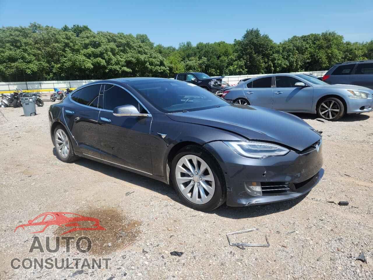 TESLA MODEL S 2017 - 5YJSA1E20HF199831