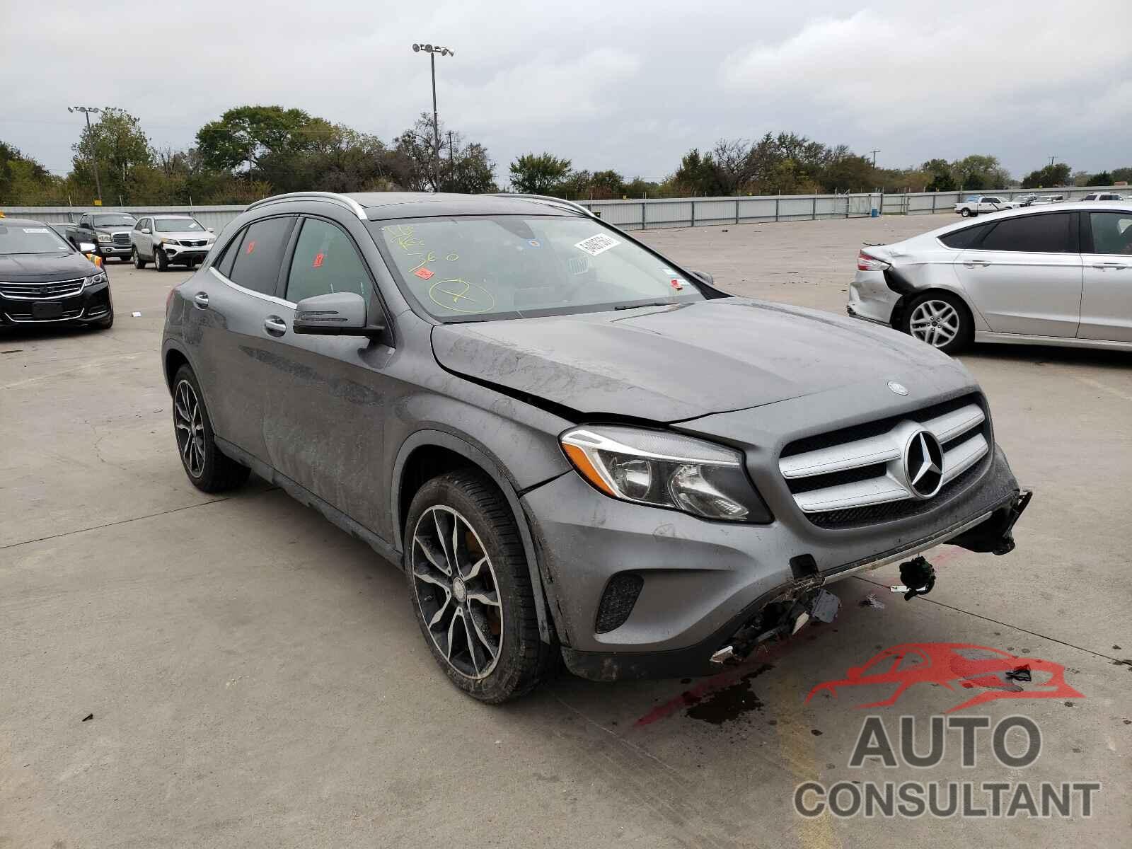 MERCEDES-BENZ GLA-CLASS 2016 - WDCTG4GB7GJ240796