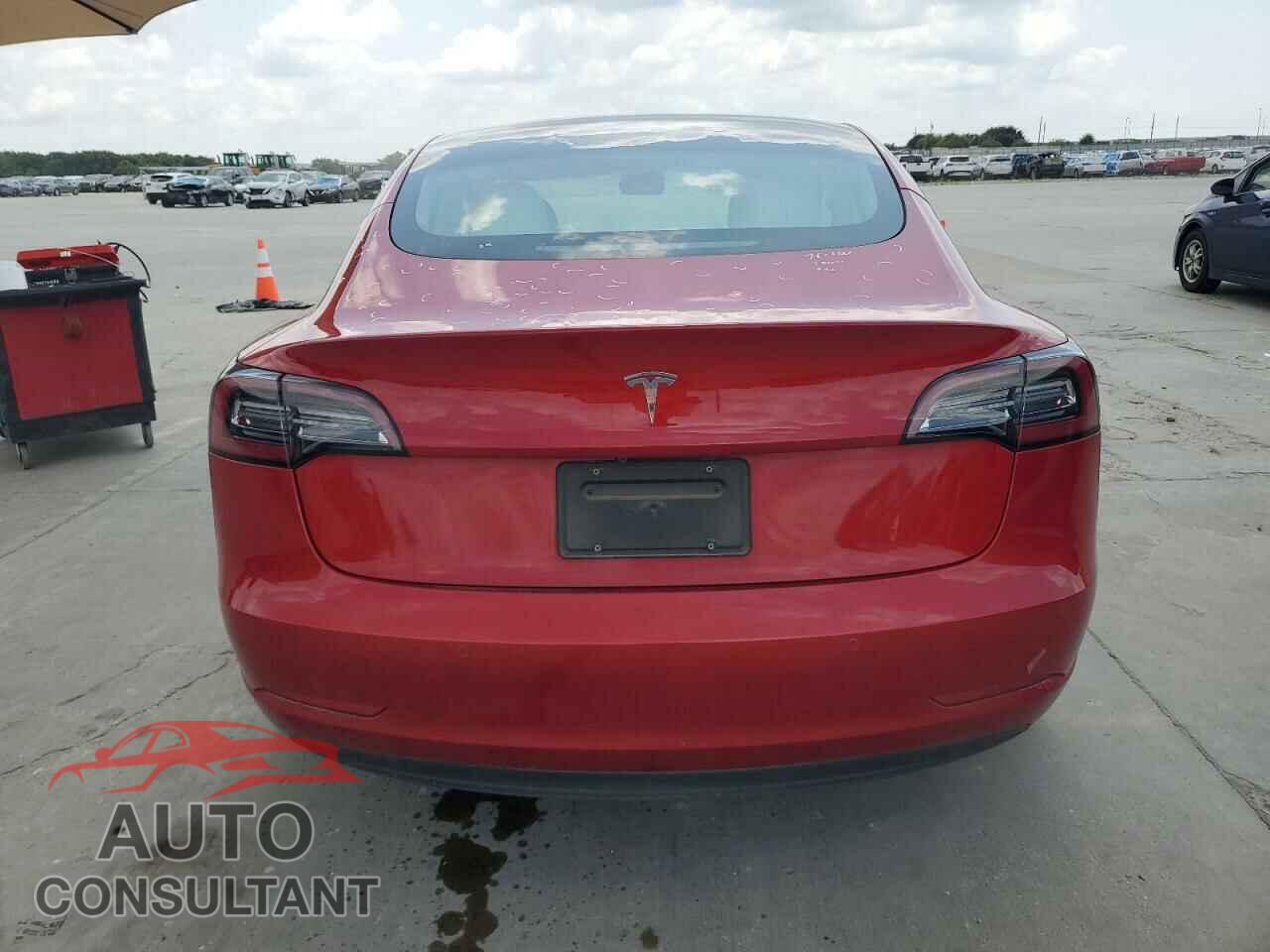 TESLA MODEL 3 2021 - 5YJ3E1EAXMF978258