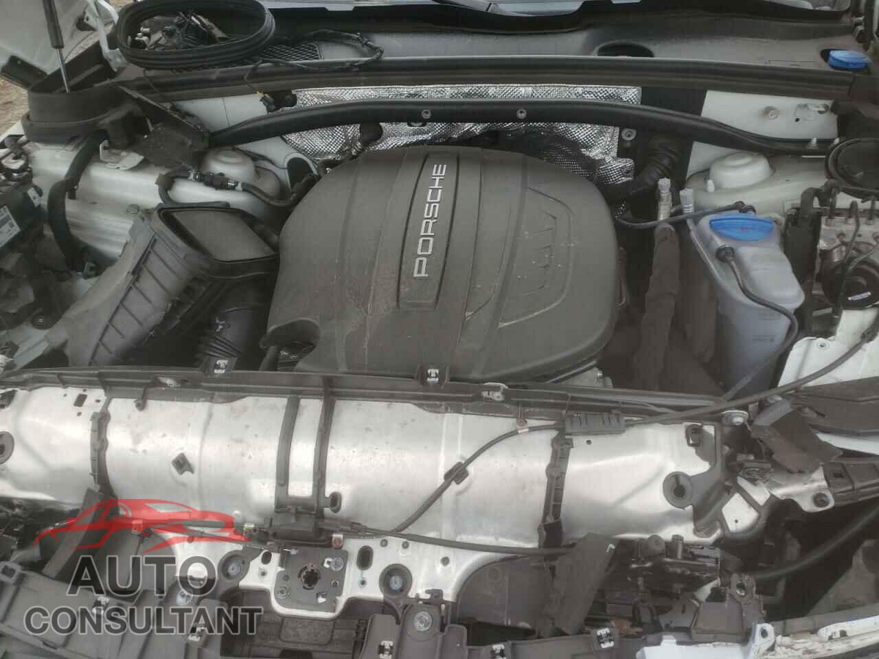 PORSCHE MACAN 2018 - WP1AA2A55JLB00357
