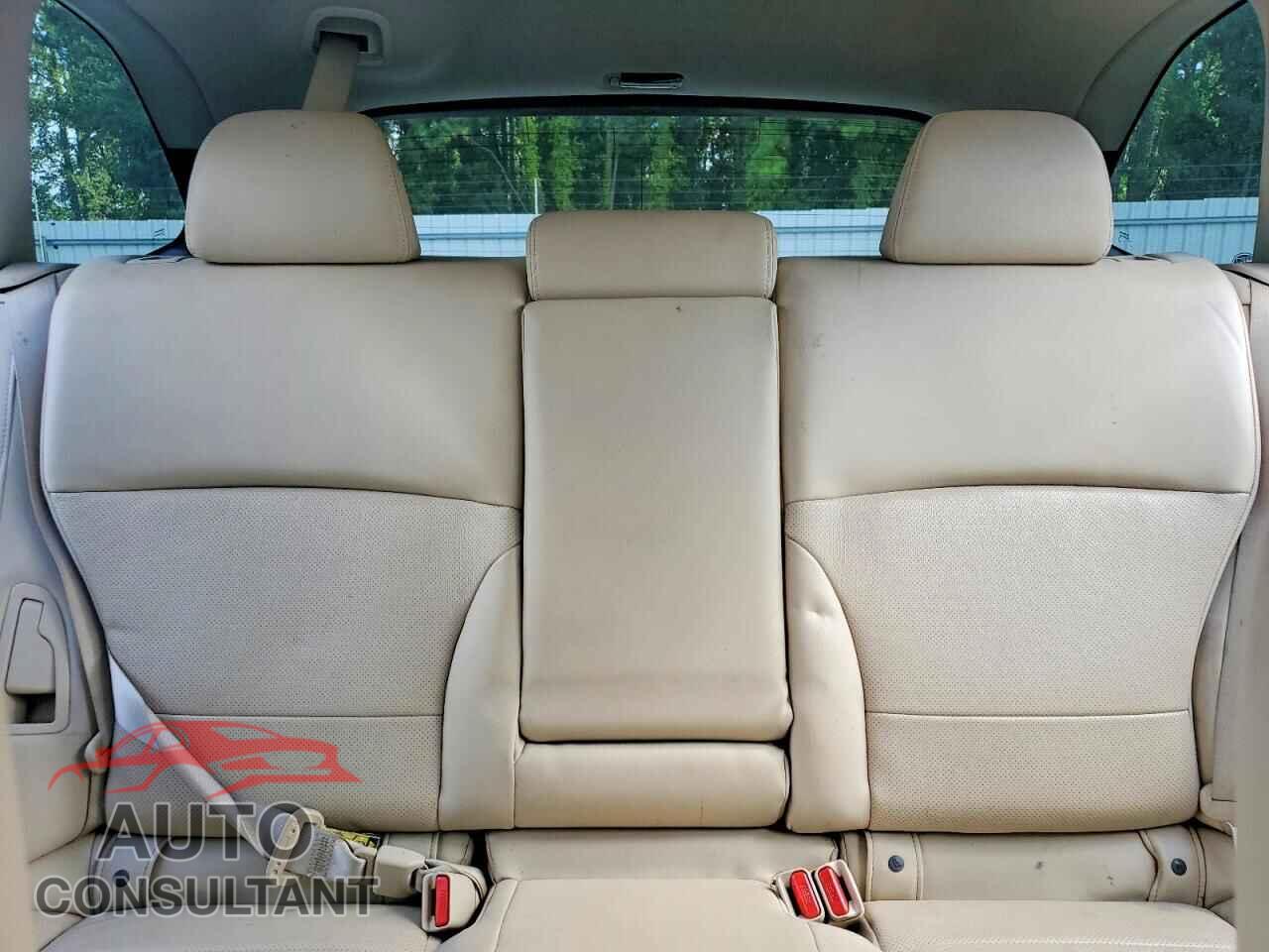 SUBARU OUTBACK 2015 - 4S4BSBLC2F3218433