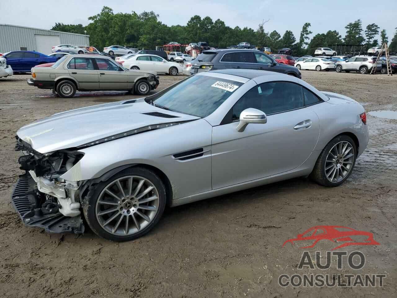 MERCEDES-BENZ SLC-CLASS 2017 - WDDPK3JA9HF140323