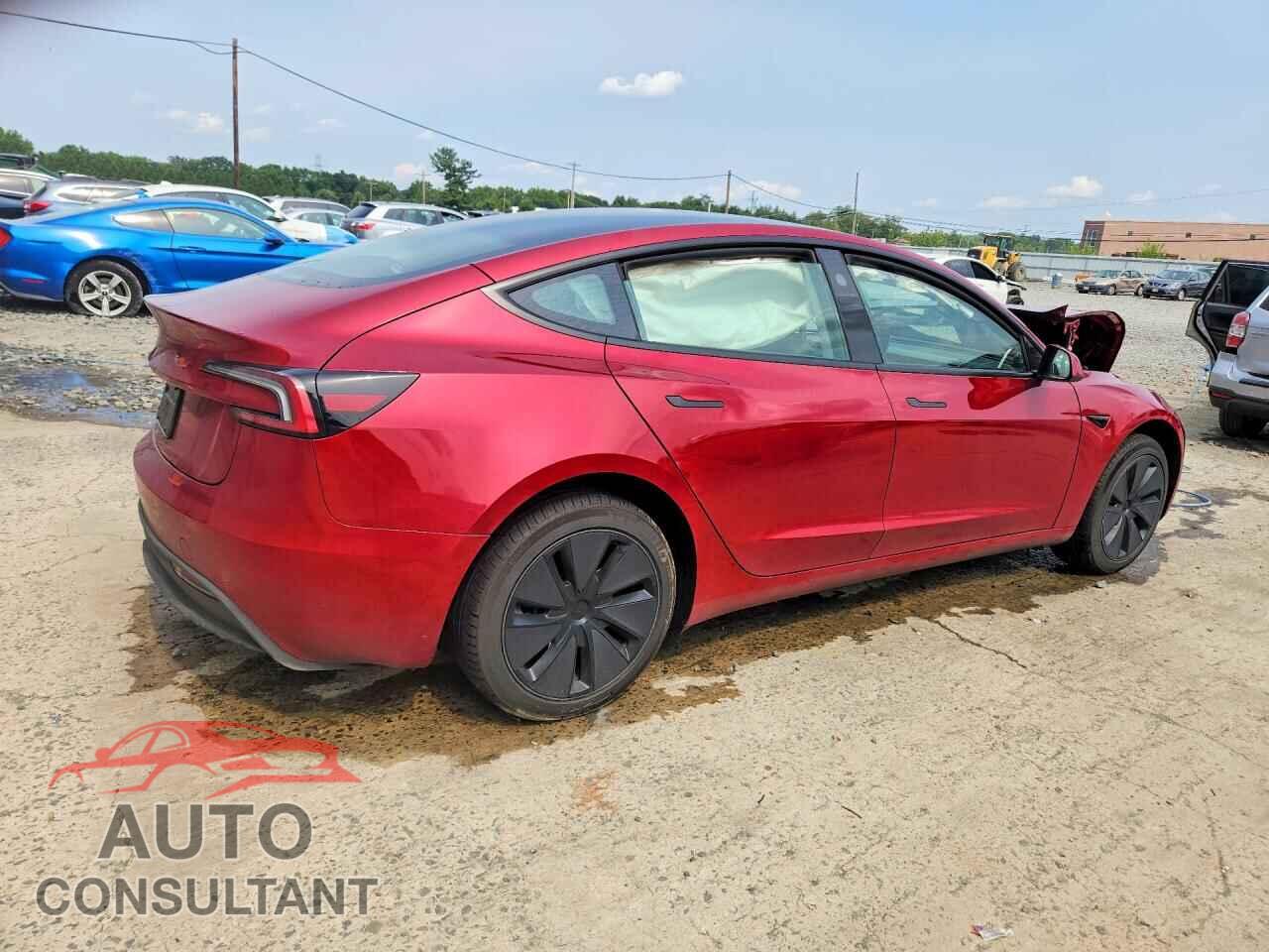 TESLA MODEL 3 2025 - 5YJ3E1EA9SF895949