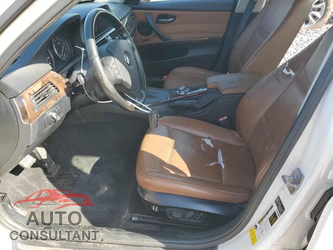 BMW 3 SERIES 2011 - WBAPH7C59BA801902