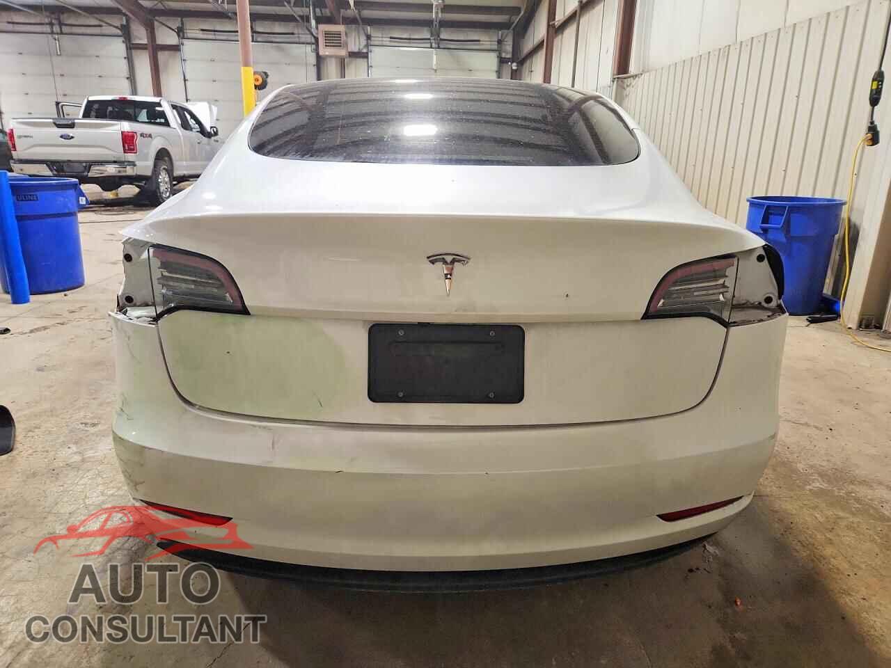 TESLA MODEL 3 2023 - 5YJ3E1EA5PF509938
