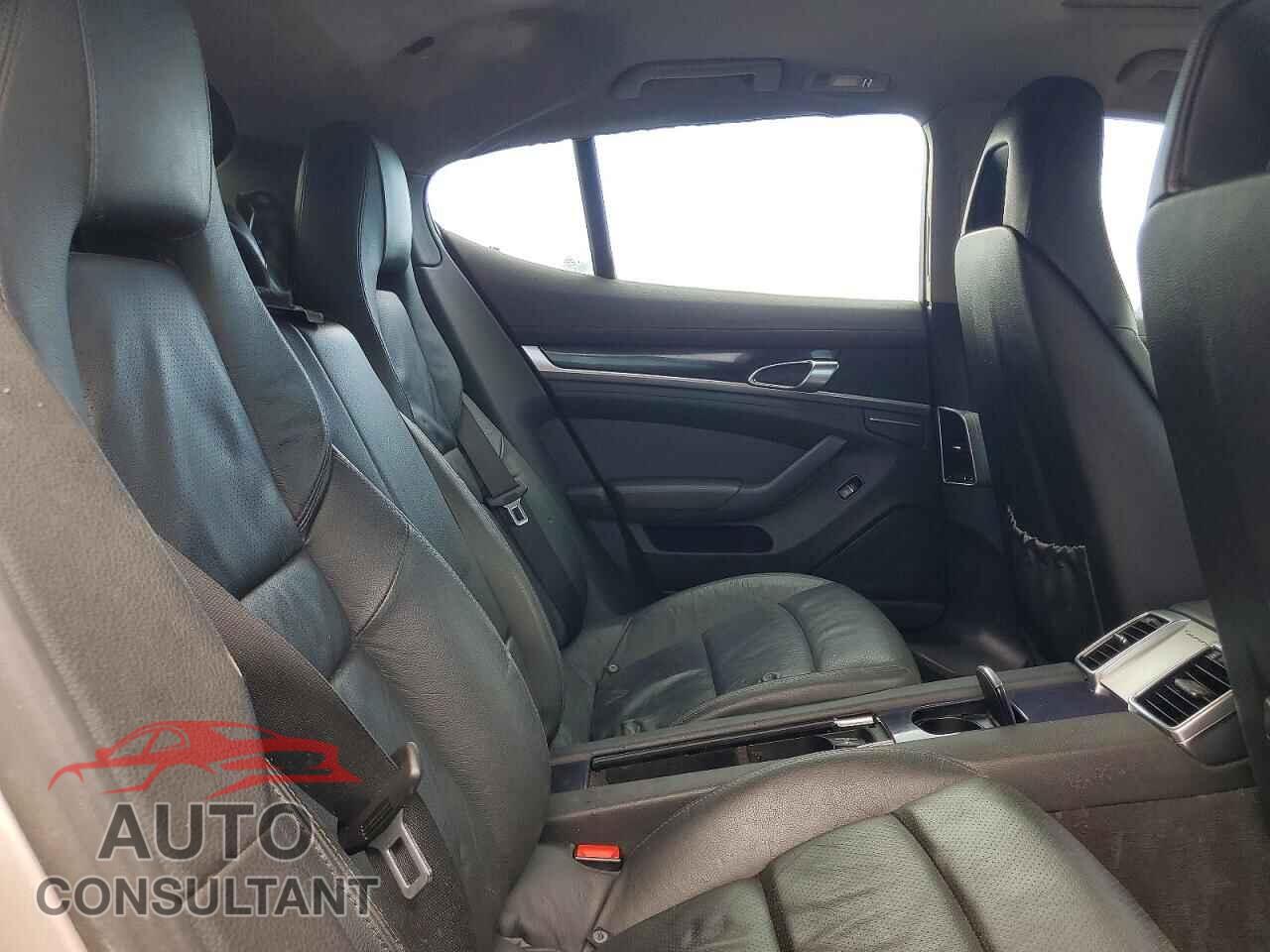 PORSCHE PANAMERA 2011 - WP0AA2A74BL011190
