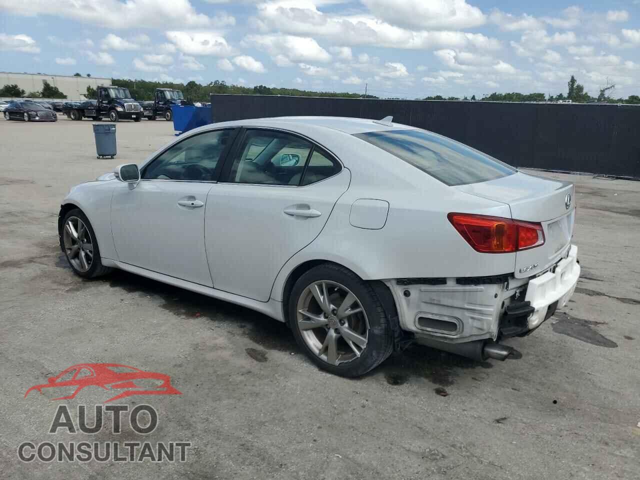 LEXUS IS 2010 - JTHBF5C26A5125301