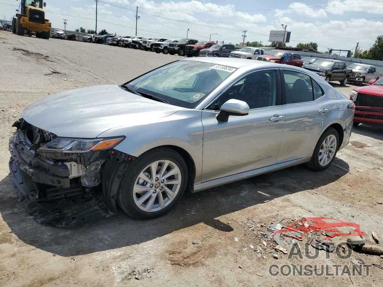 TOYOTA CAMRY 2021 - 4T1C11AK0MU603542