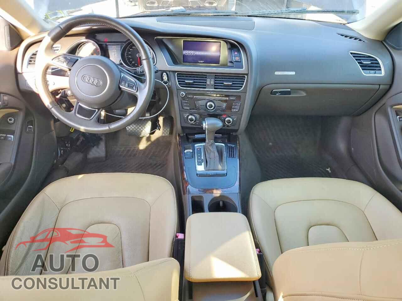 AUDI A5 2013 - WAUCFAFR4DA018456