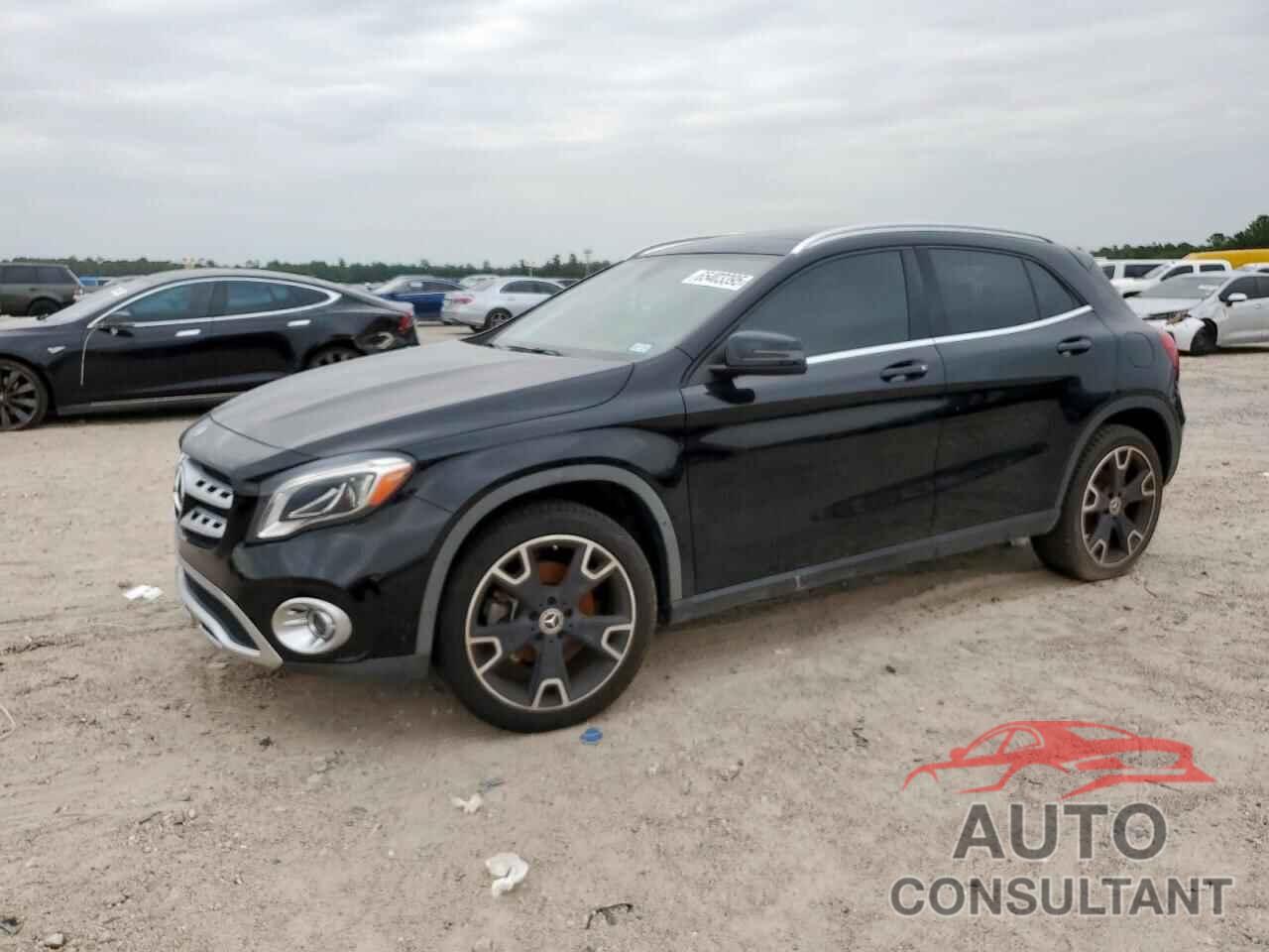 MERCEDES-BENZ GLA-CLASS 2019 - WDCTG4EB1KJ549840