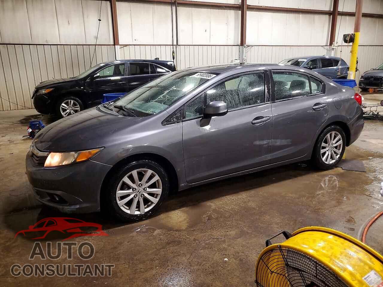 HONDA CIVIC 2012 - 2HGFB2F91CH592676
