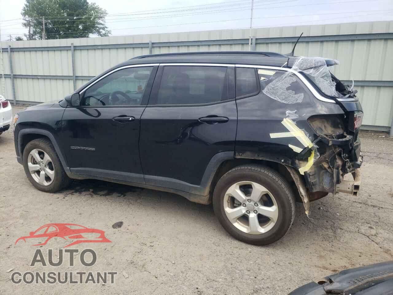 JEEP COMPASS 2018 - 3C4NJCBB5JT102403