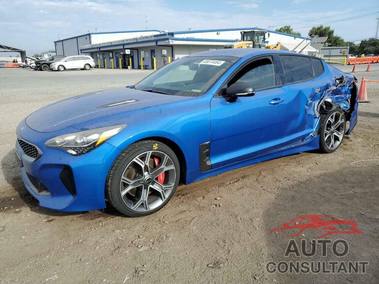 KIA STINGER 2018 - KNAE35LC8J6009587