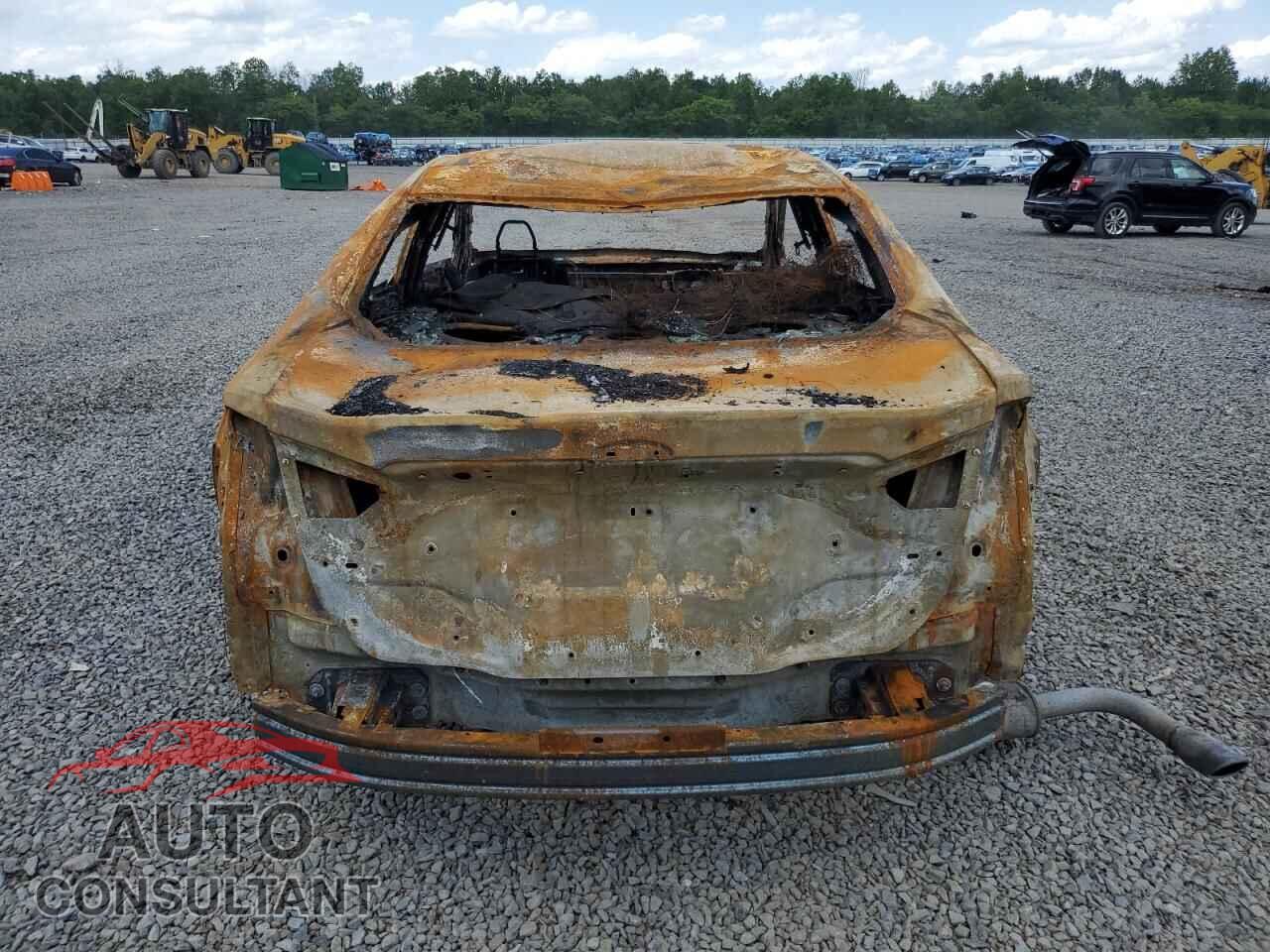 FORD FUSION 2015 - 1FA6P0G73F5109496