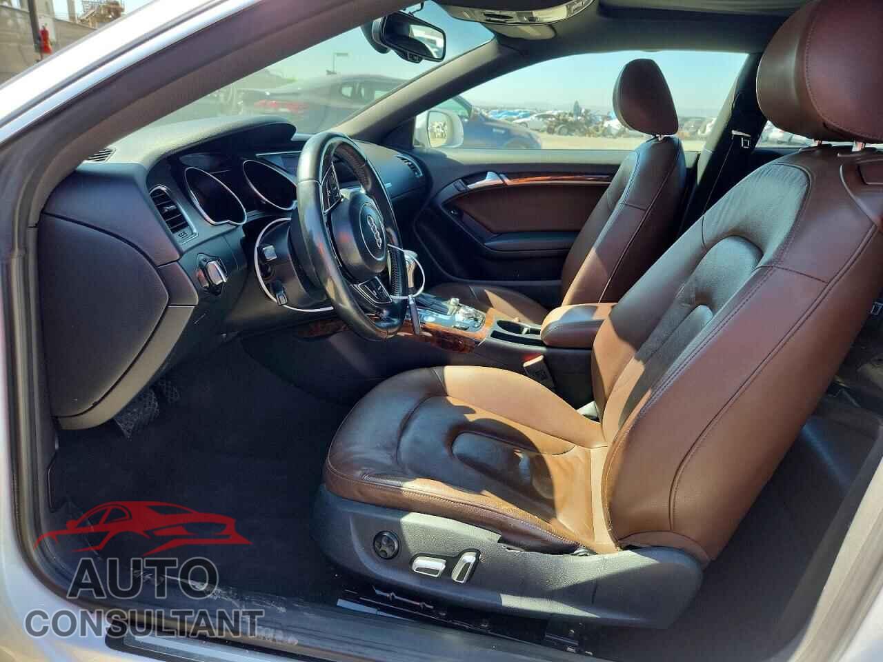 AUDI A5 2013 - WAULFAFR7DA016314