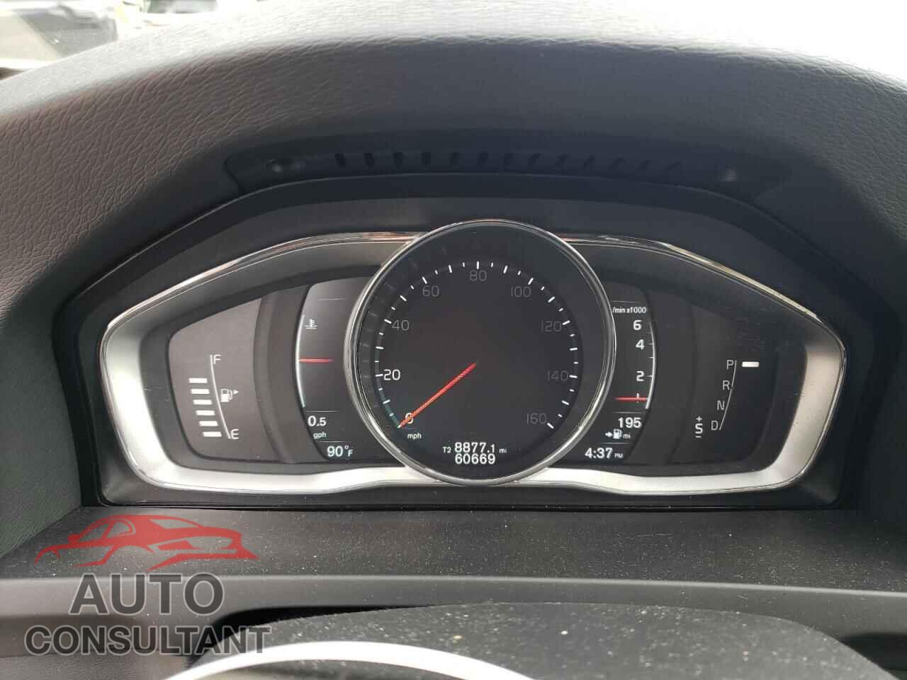 VOLVO S60 2017 - LYV402TK1HB150059