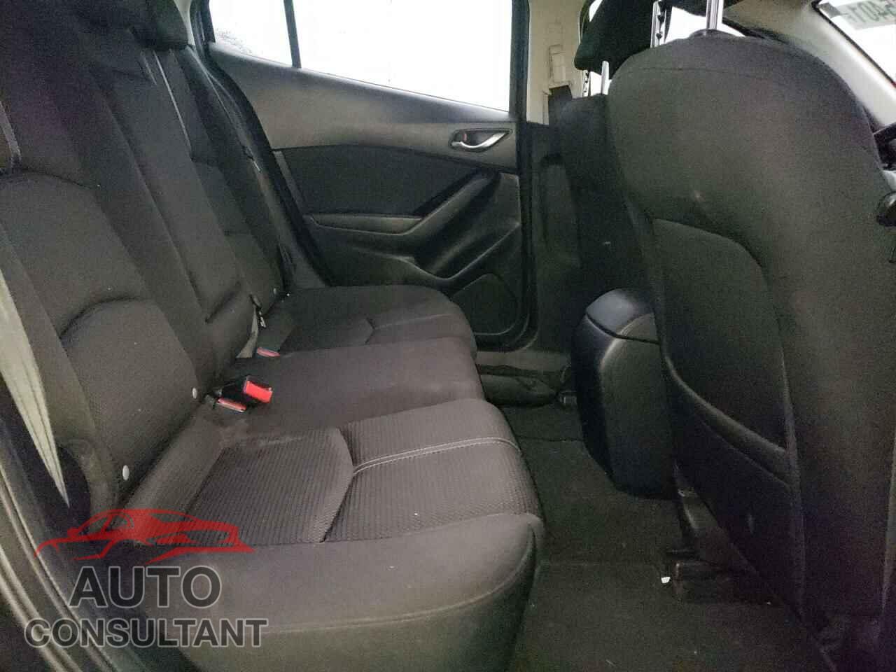 MAZDA 3 2017 - 3MZBN1U70HM120510
