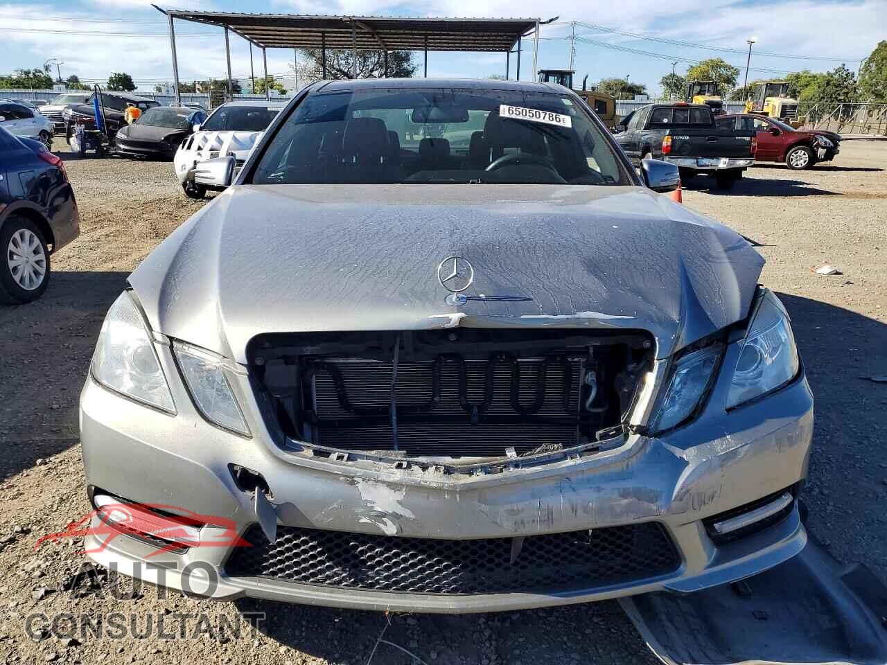 MERCEDES-BENZ E-CLASS 2012 - WDDHF5KB8CA525762