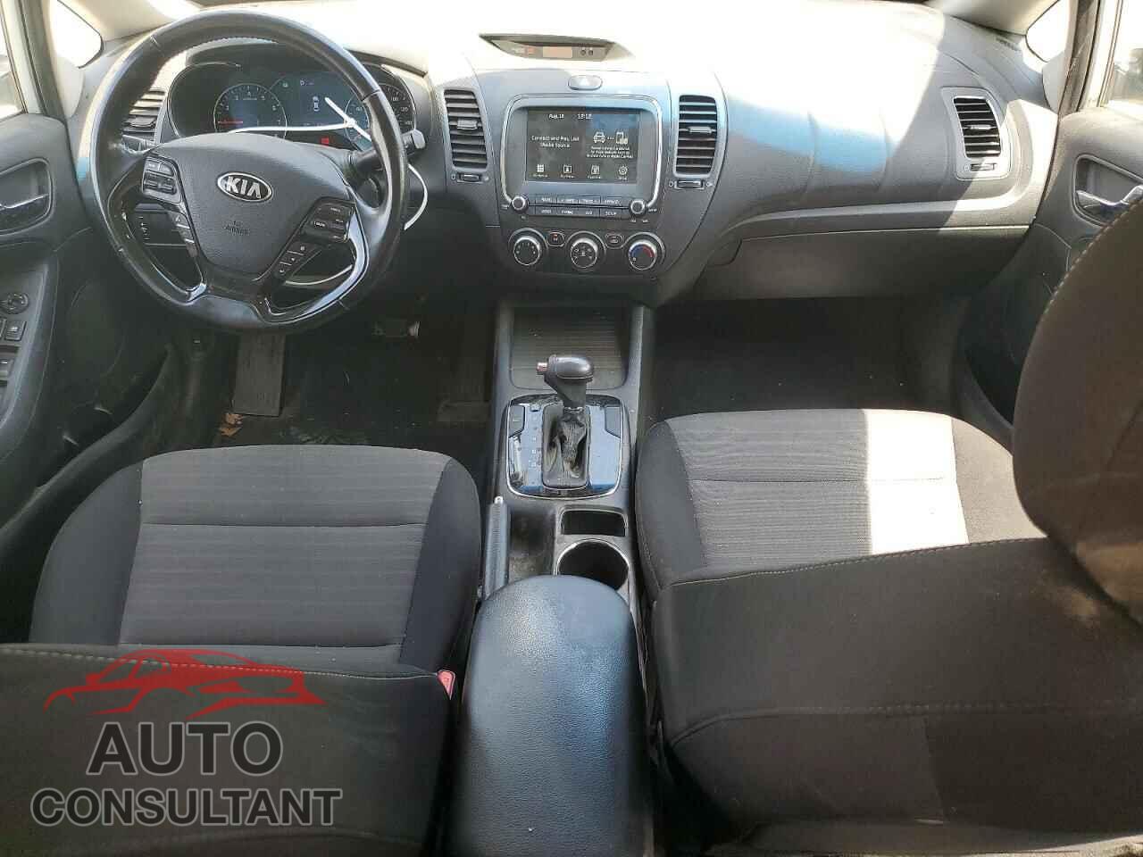 KIA FORTE 2018 - 3KPFL4A7XJE239116