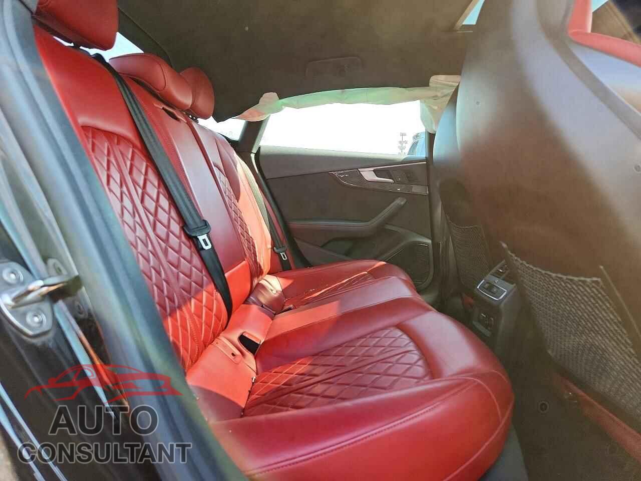AUDI S5/RS5 2019 - WAUB4CF57KA016496