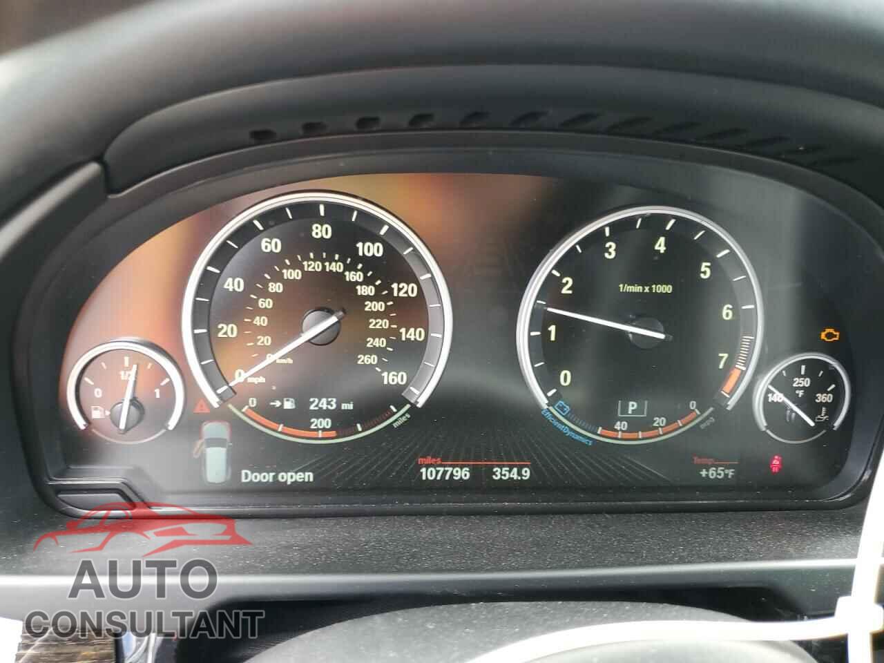 BMW X5 2014 - 5UXKR6C53E0C02557