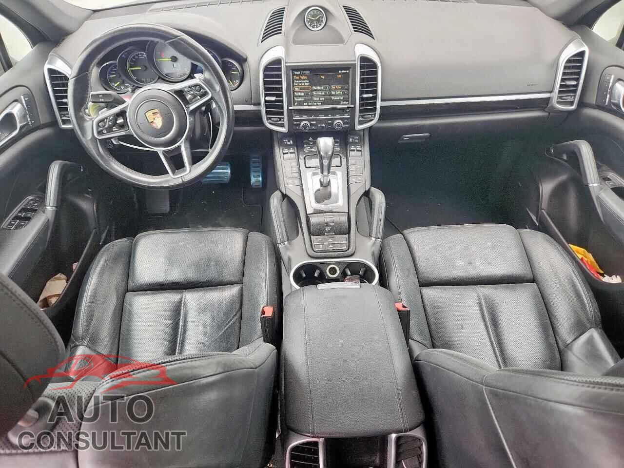 PORSCHE CAYENNE 2016 - WP1AE2A23GLA62064