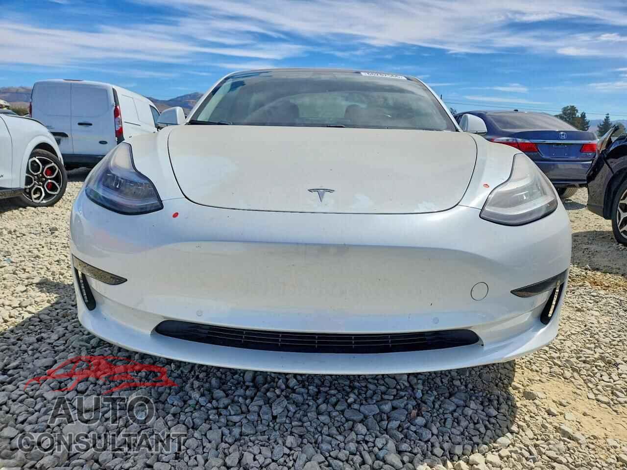 TESLA MODEL 3 2017 - 5YJ3E1EA3HF002053