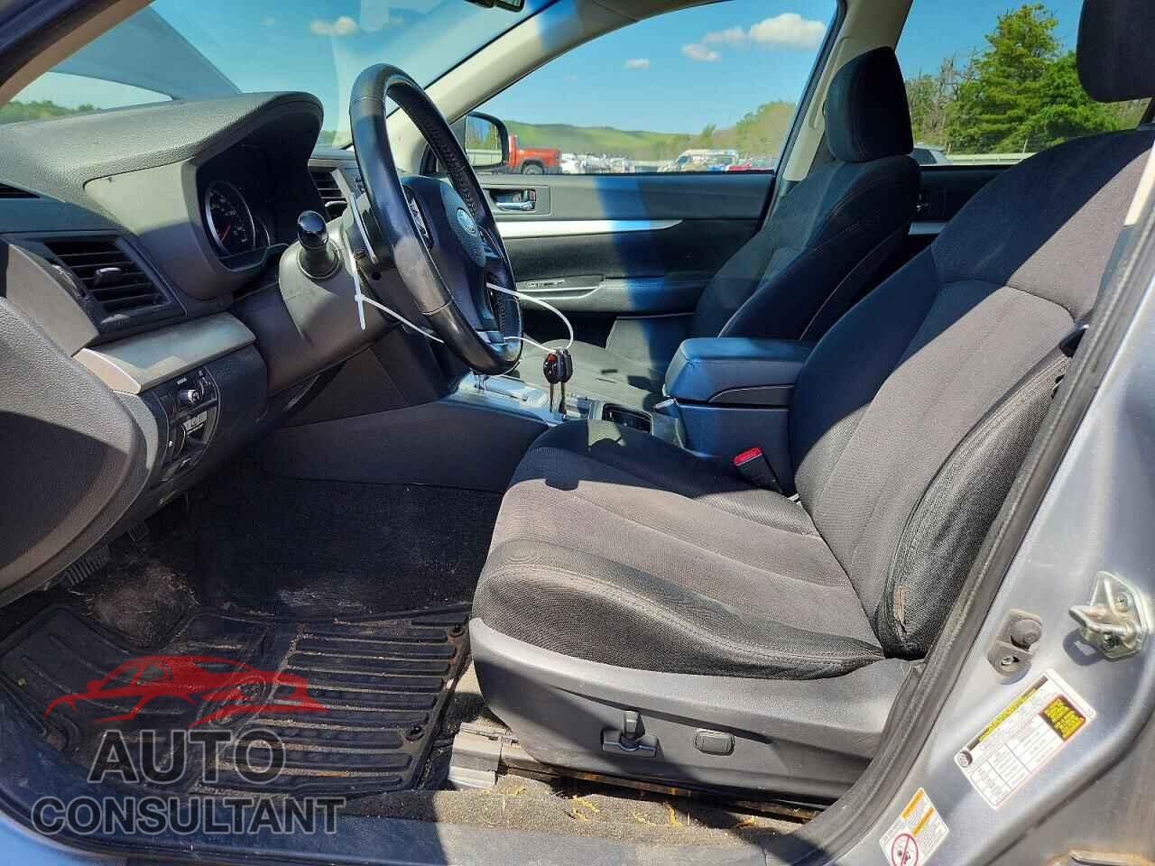 SUBARU OUTBACK 2013 - 4S4BRBCC8D3275650