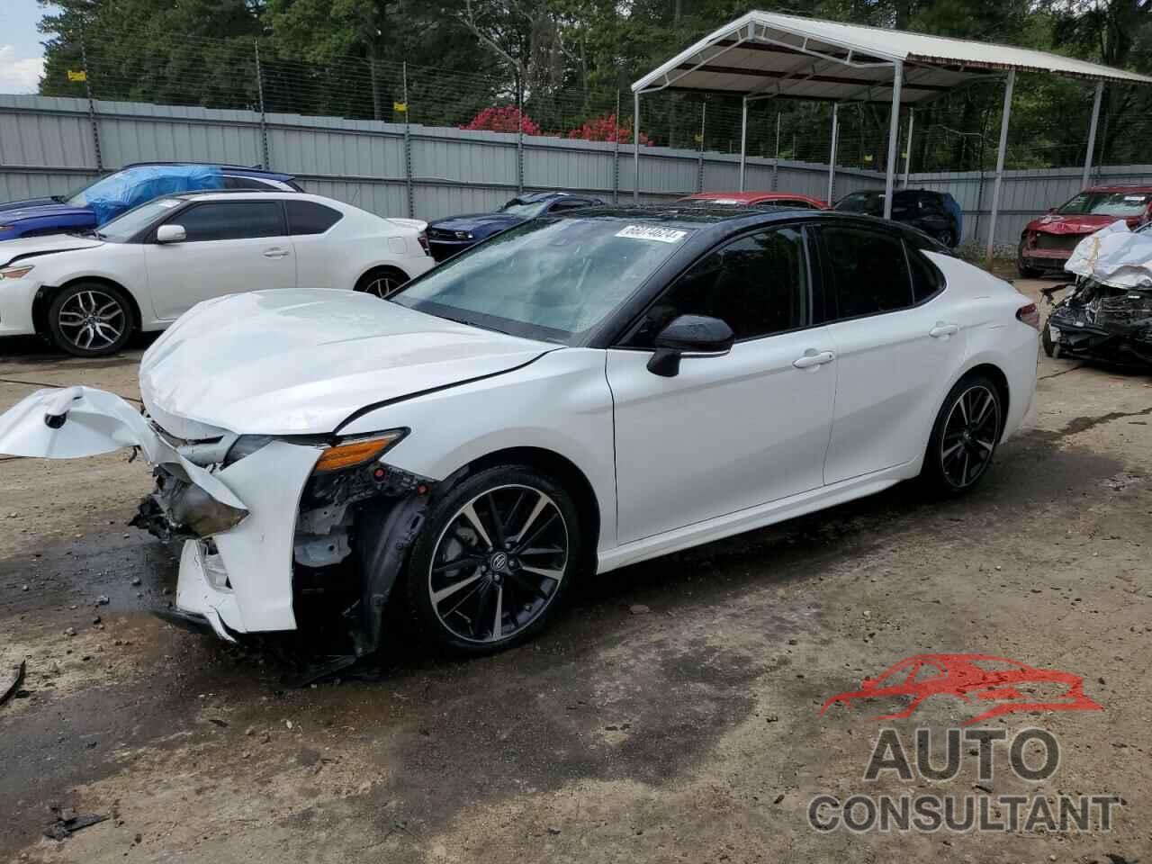 TOYOTA CAMRY 2019 - 4T1B61HK2KU260877