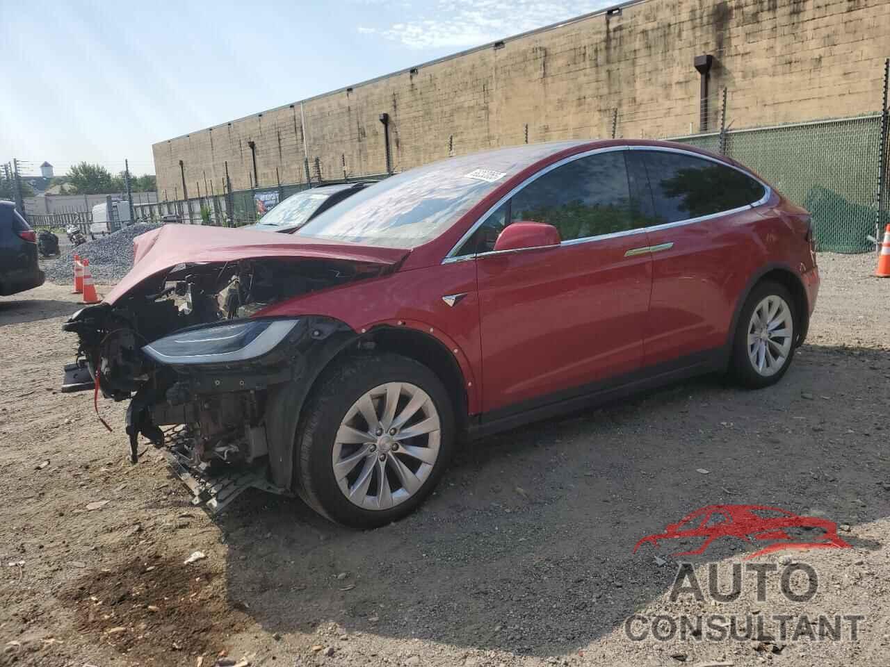 TESLA MODEL X 2019 - 5YJXCAE23KF184764
