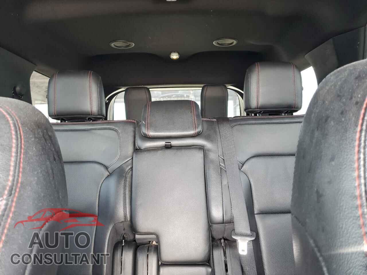 FORD EXPLORER 2018 - 1FM5K8GT6JGB04642