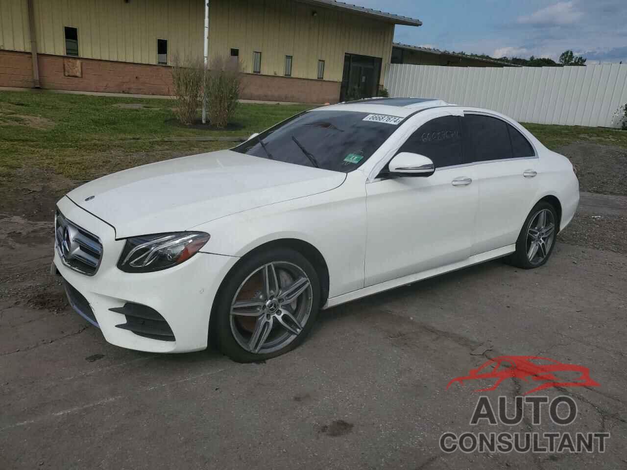 MERCEDES-BENZ E-CLASS 2018 - WDDZF4KB3JA467832