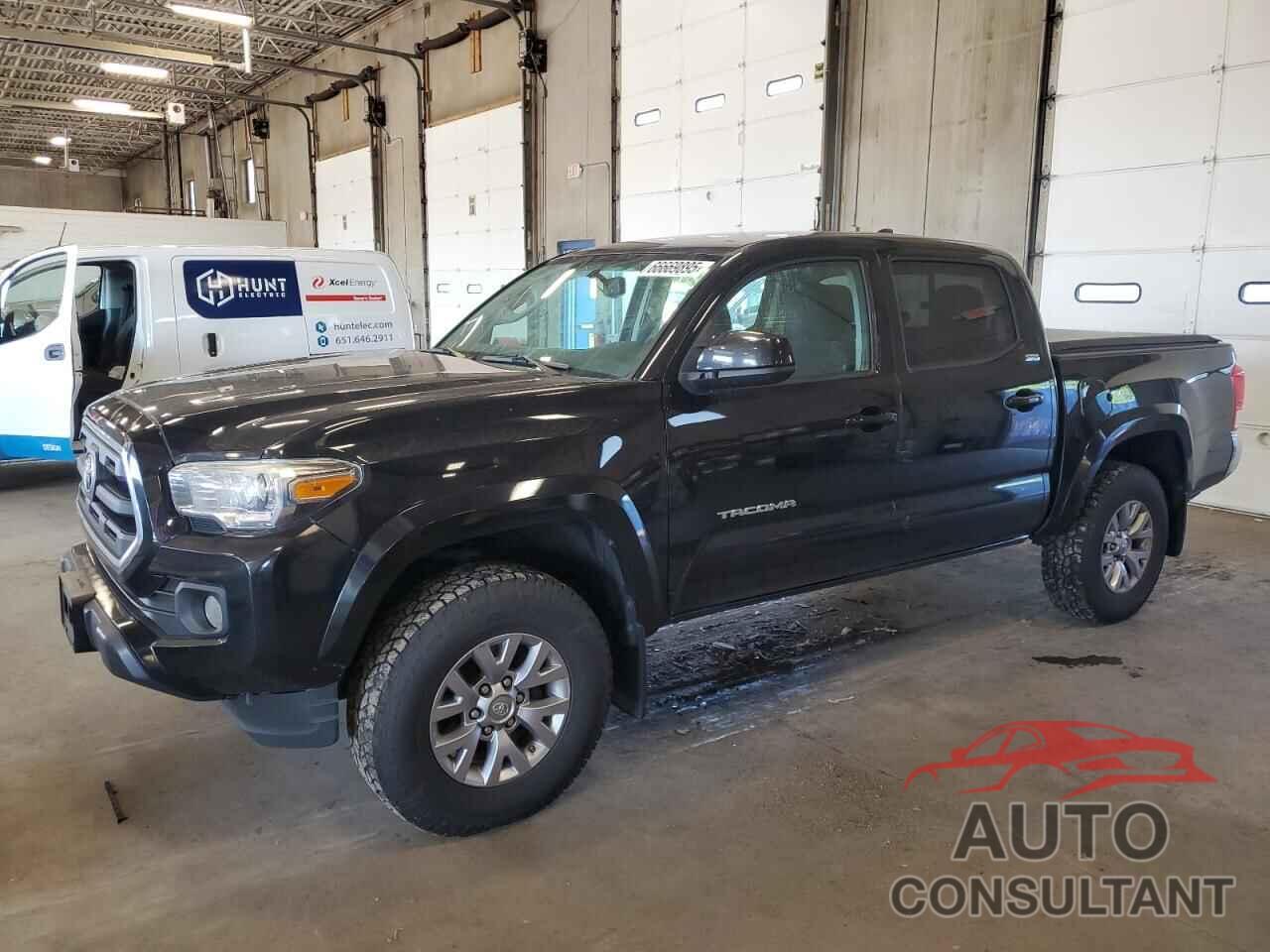 TOYOTA TACOMA 2017 - 3TMCZ5AN8HM065942