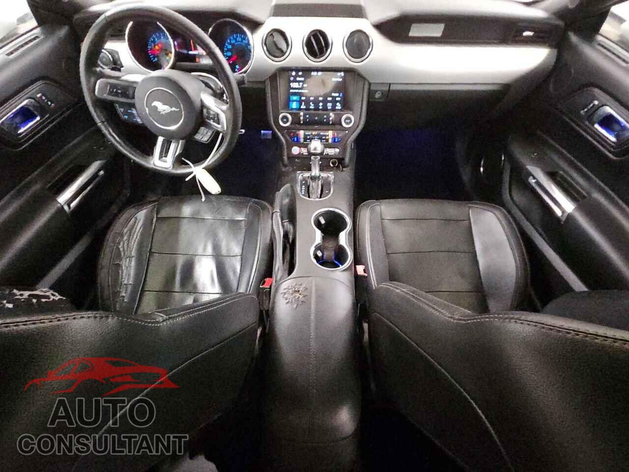 FORD MUSTANG 2017 - 1FA6P8THXH5203262