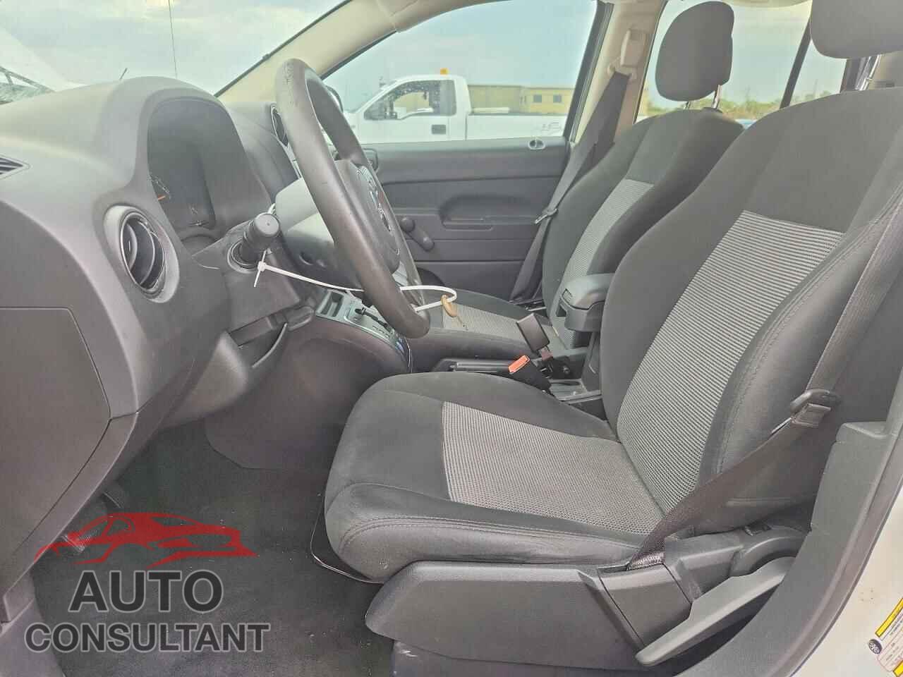 JEEP COMPASS 2014 - 1C4NJDBB0ED623031